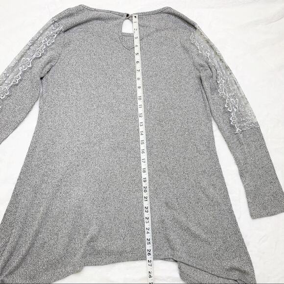 PREMISE Heather Gray Silver Lace Sleeve Long Sweater size Large - Picture 7 of 8